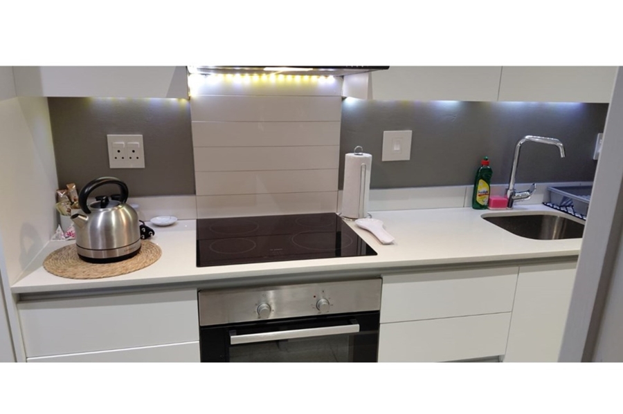 To Let 1 Bedroom Property for Rent in Beachfront Western Cape